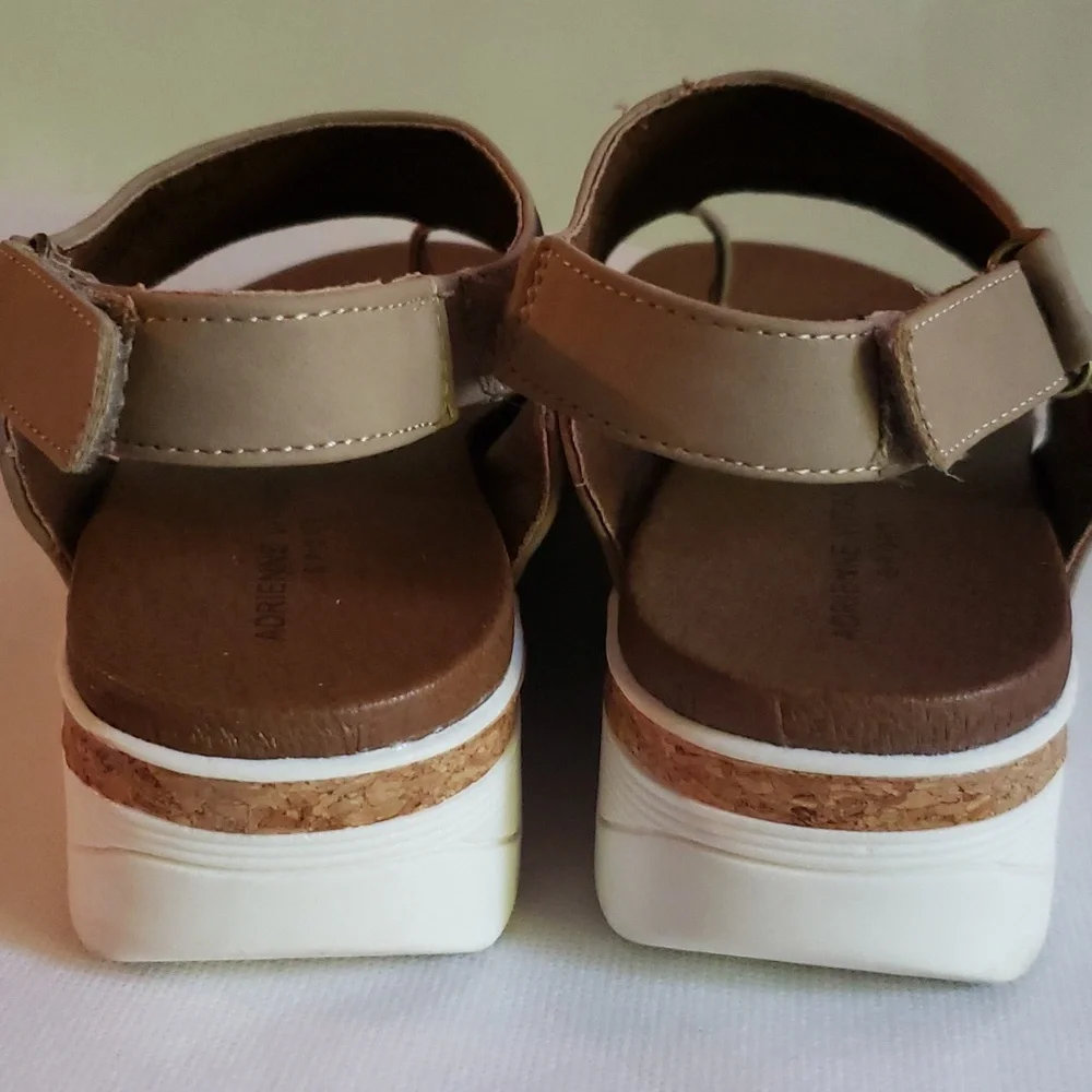 Adrienne Vittadini Sport Beige Summer Sandals 7.5 - Picture 6 of 15